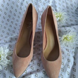 GAP High Heels Size 9.5